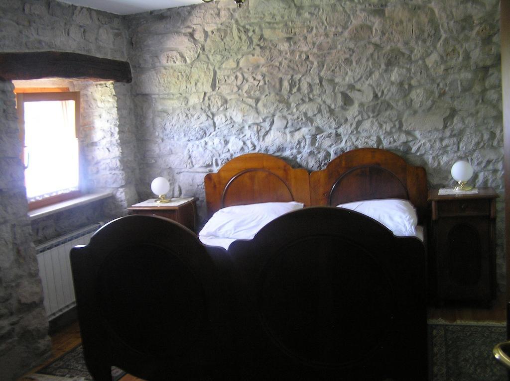 Guesthouse Domacija Sajna Sežana Habitación foto